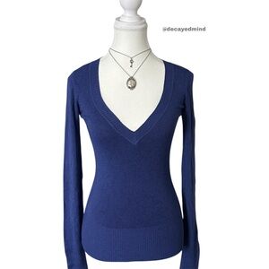 Y2K “Urban Behaviour” Blue V-Neck Knit Long Sleeve Top